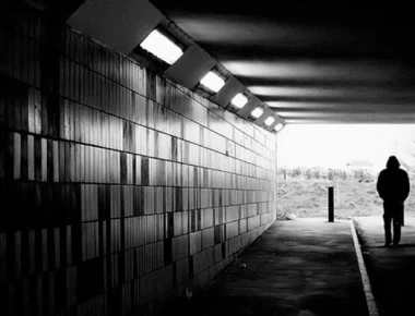 Άτυπη κατάθλιψη: Συμπτώματα, κίνδυνοι και επιπλοκές